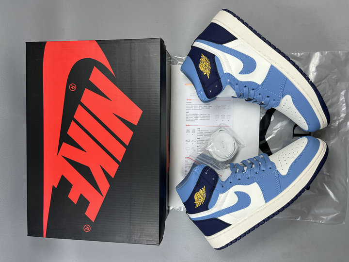 Homme Nike air jordan 1 retro high og first in flight Chaussures Bleu